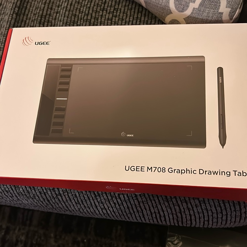 UGEE M708 Graphic Drawing Table